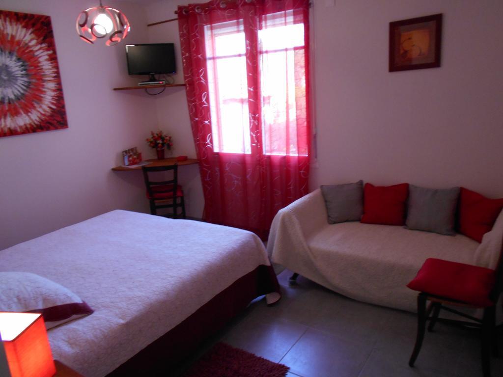 Les Tilleuls B&B Orange  Kamer foto